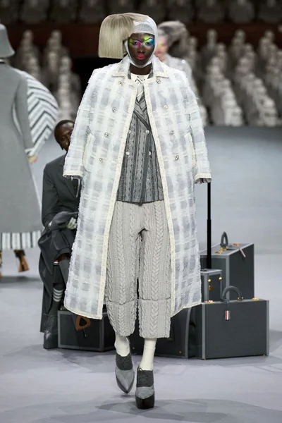 Look 14